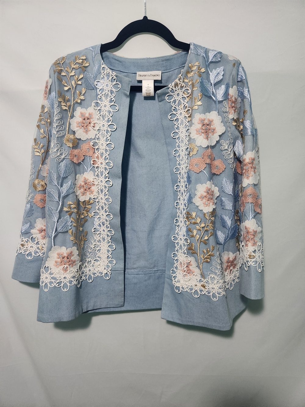Draper's & Damon's Blue Lace Floral Jacket. Size Medium. RN 106306